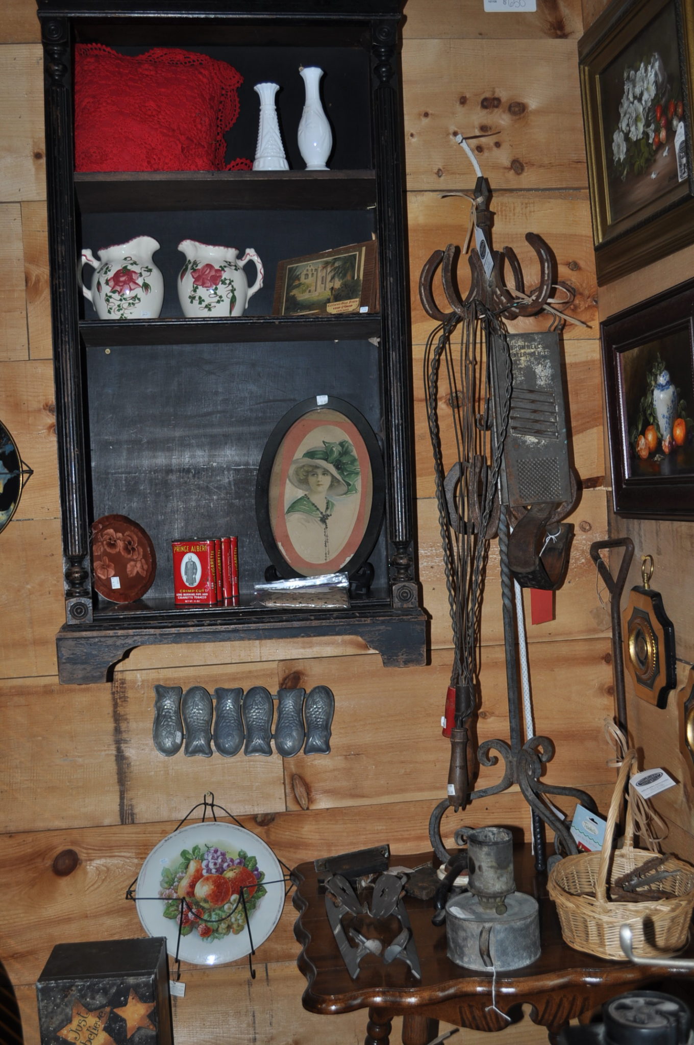 Lillie Hobbs Bakery, Lunch, Antiques, and Local Art just south of