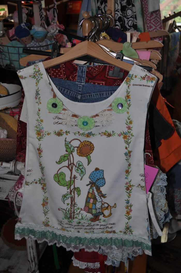 Lillie Hobbs Bakery, Lunch, Antiques, and Local Art just south of