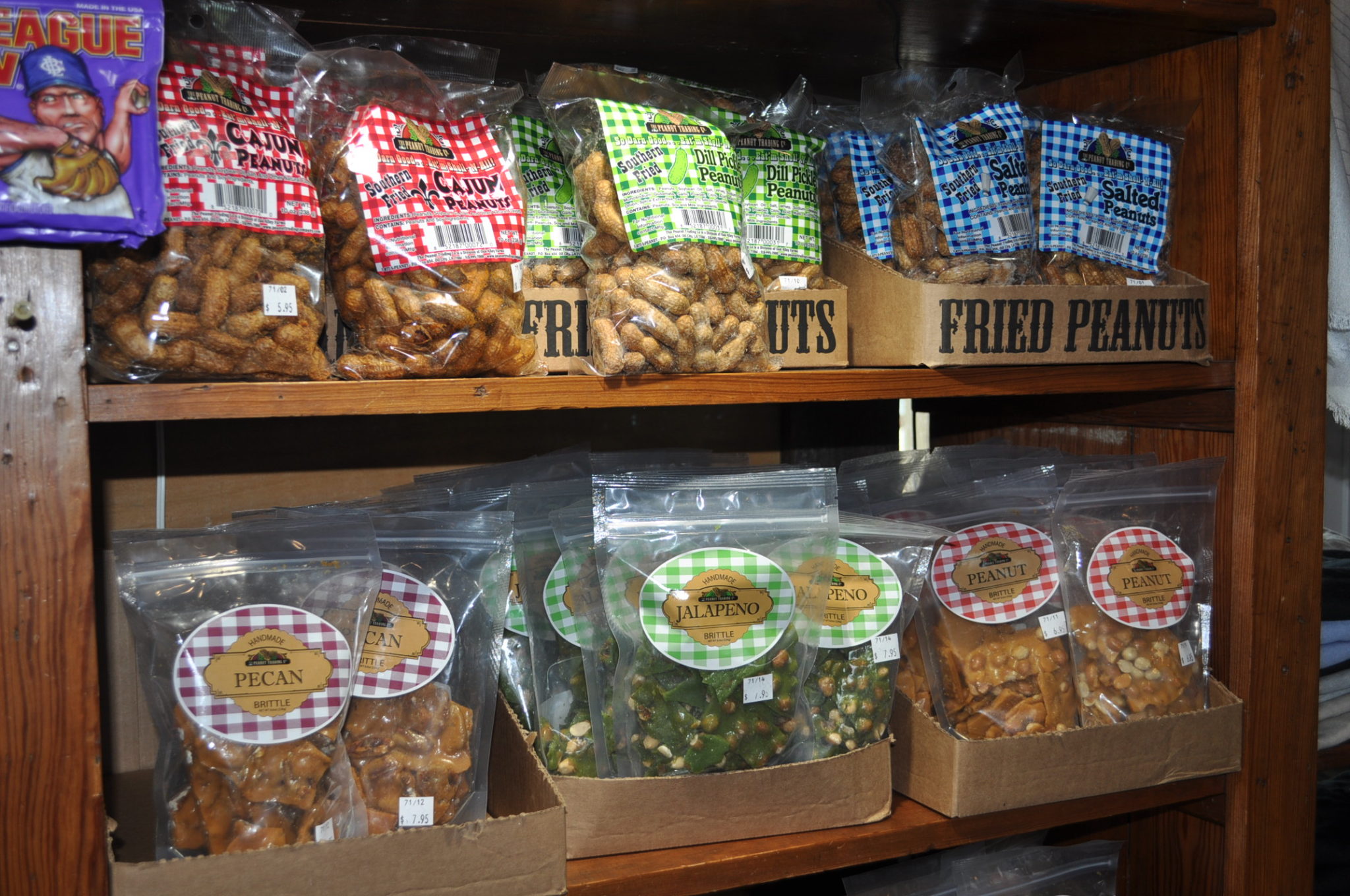 Lillie Hobbs Bakery, Lunch, Antiques, and Local Art just south of